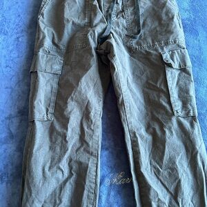 Gap cargo pants